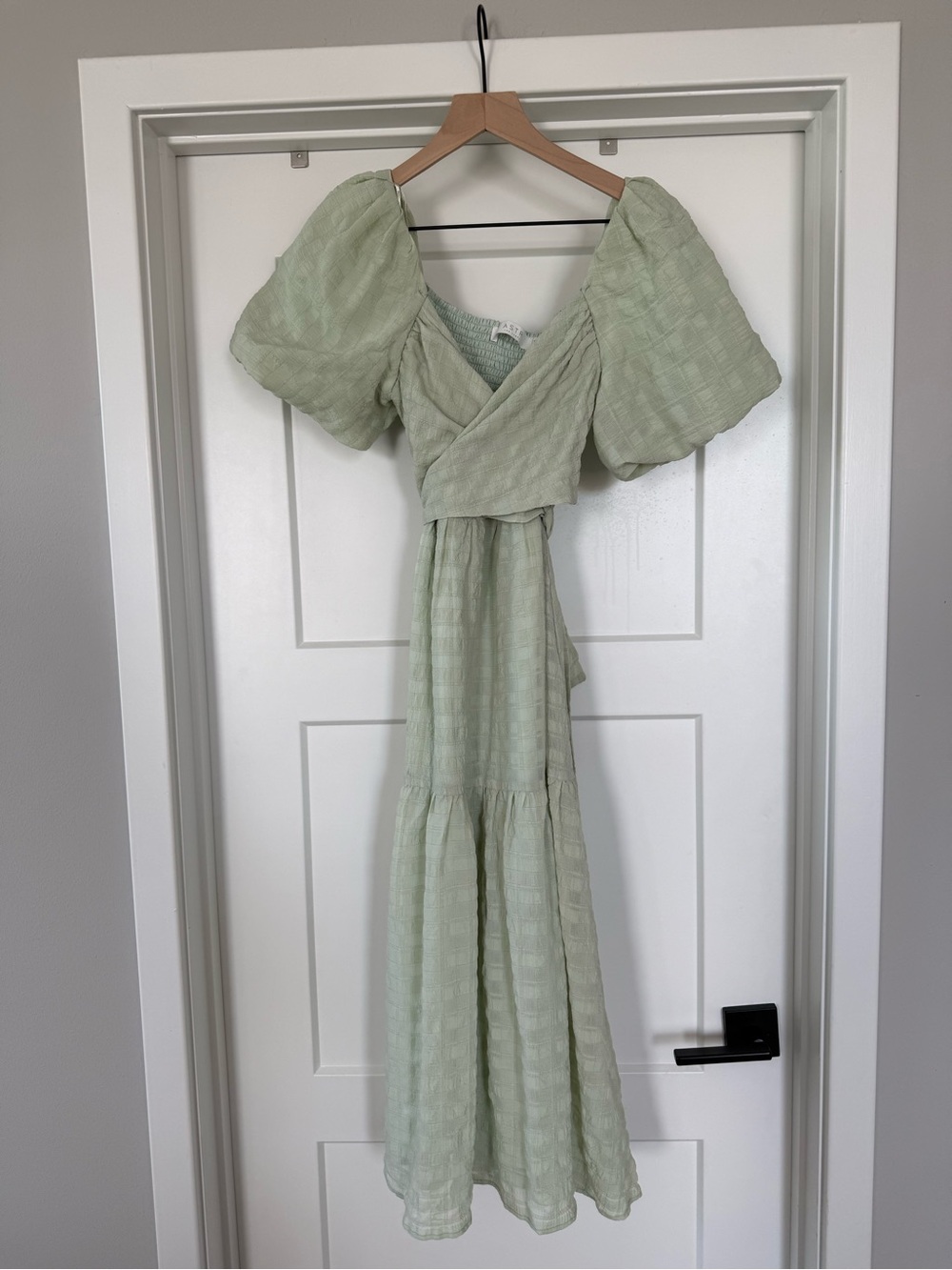 ASTR The Label Sonnet Puff Sleeve Midi Dress - Size S - Picture 2 of 3